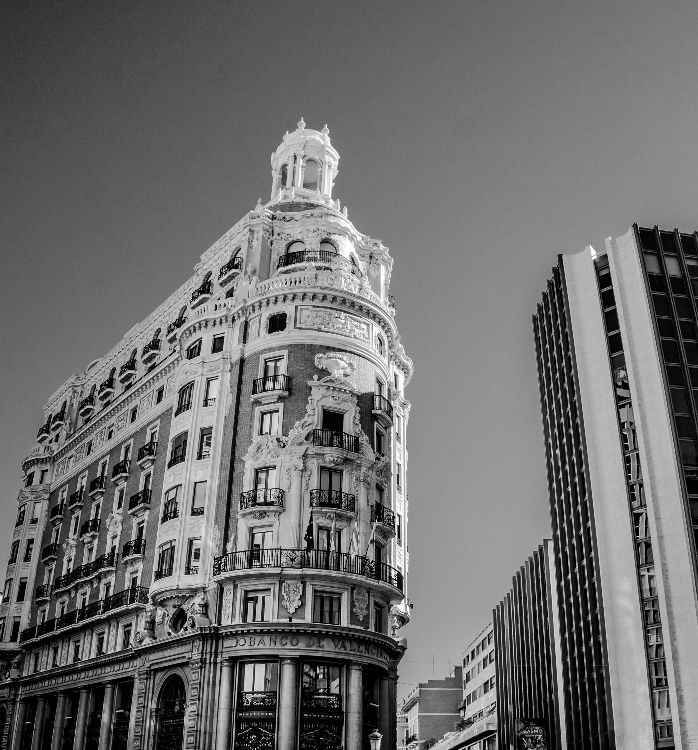 pexels-iván-rivero-745272